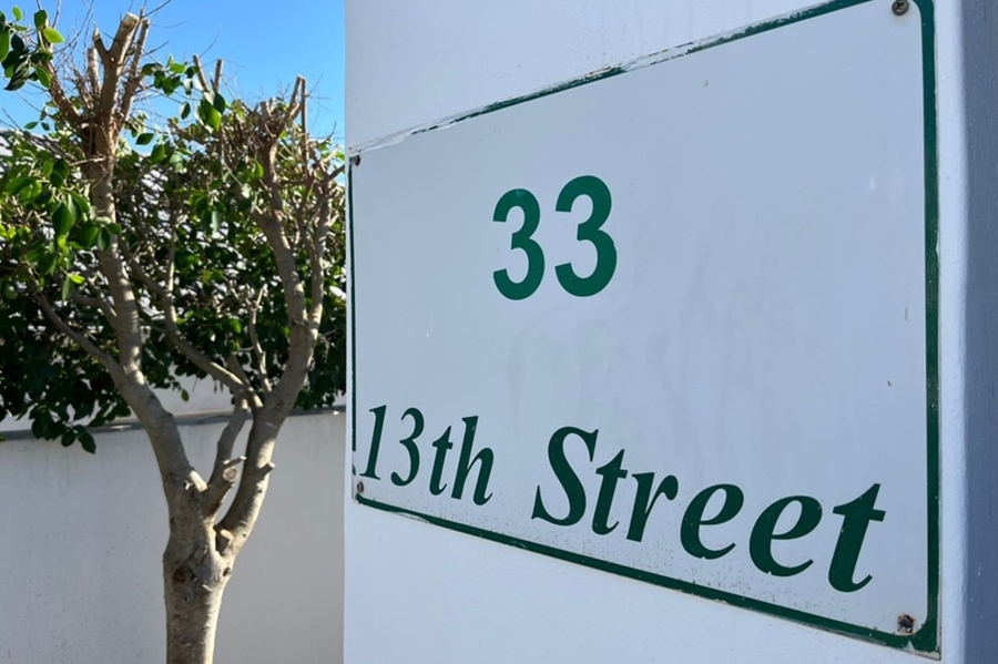 5 Bedroom Property for Sale in Shelley Point Western Cape